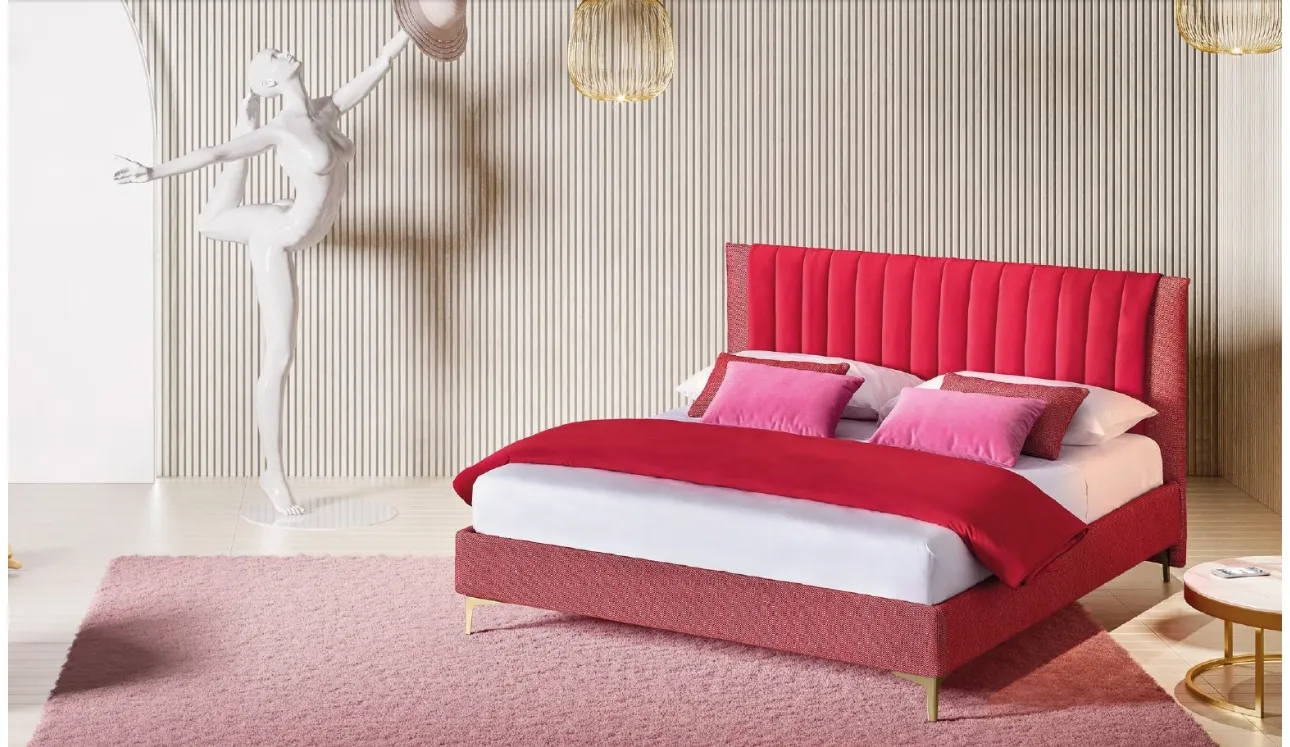 Letto in tessuto con testiera trapuntata Phlox di Le Comfort