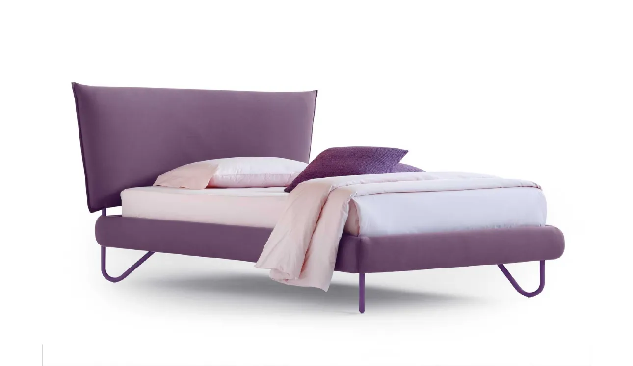 Letto singolo in tessuto imbottito con testiera Hug 04 Soft di Noctis