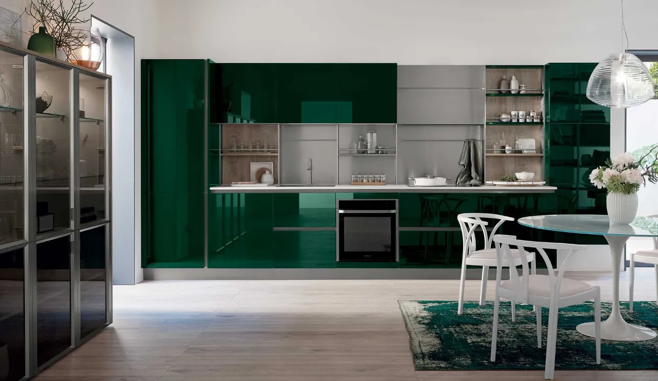 Cucina Moderna lineare Oyster 06 in laccato lucido Verde Lago di Veneta Cucine